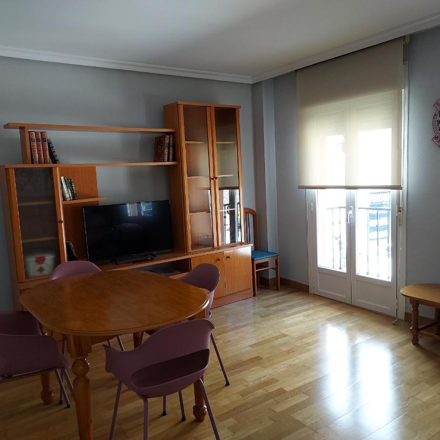 Apartment Rua Zapateria 10 *